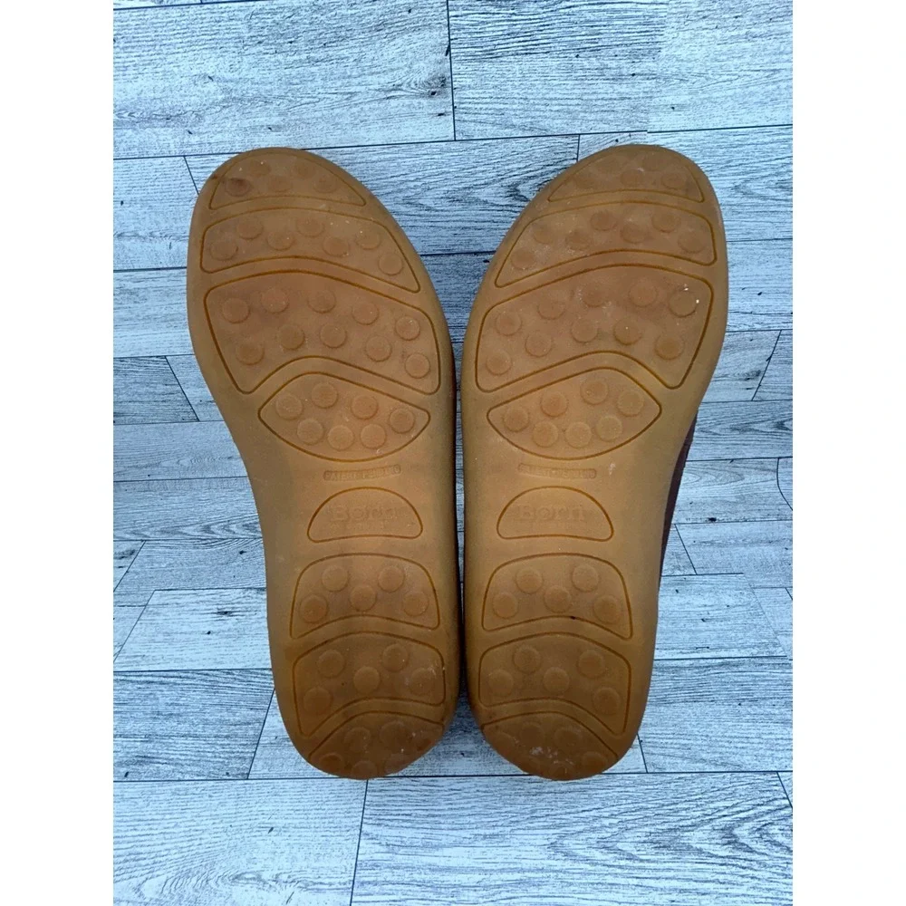 Born Men Brown Leather Moc Toe Slip On Loafers Shoes H44116 Size 9.5‎ M